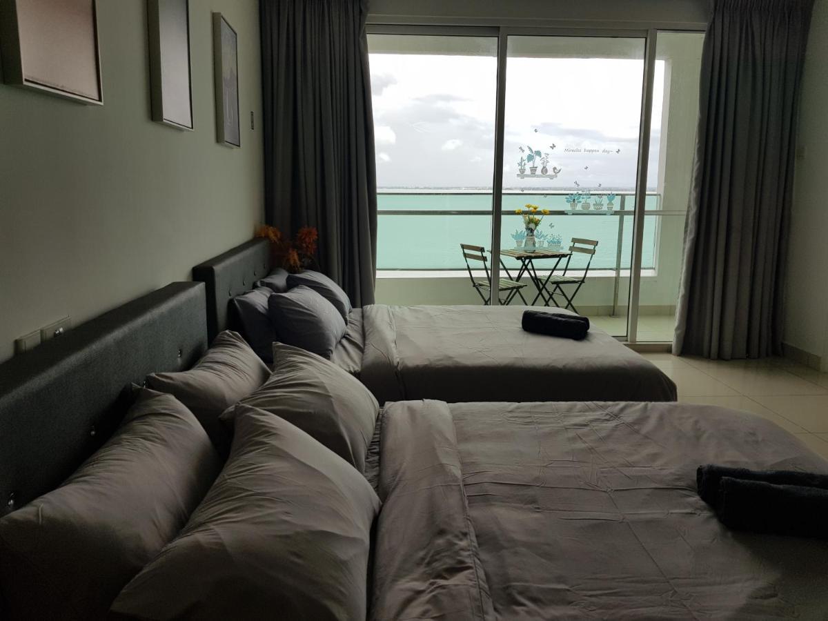 Mansion One Suite By Staycation Homestay George Town Exterior photo
