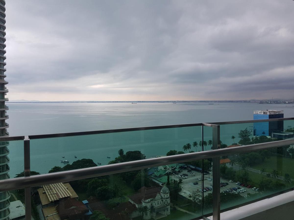 Mansion One Suite By Staycation Homestay George Town Exterior photo
