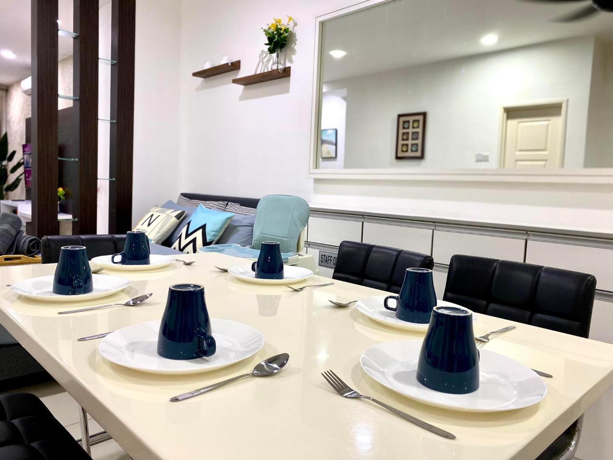 Mansion One Suite By Staycation Homestay George Town Exterior photo