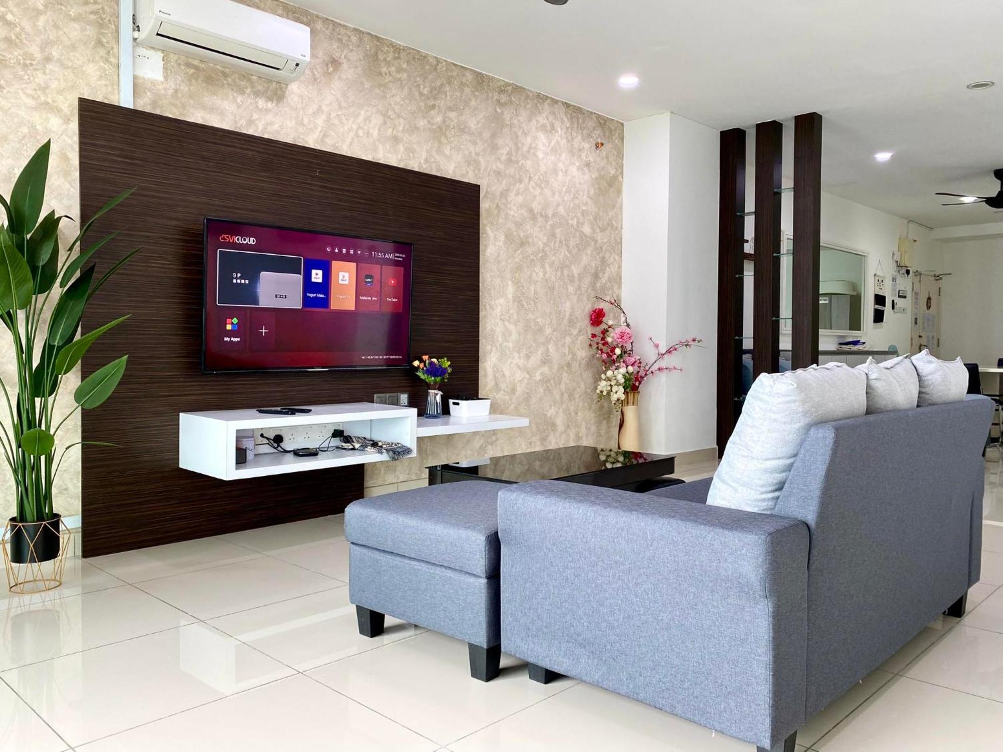 Mansion One Suite By Staycation Homestay George Town Exterior photo